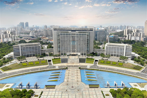 年度計劃寫得漂亮卻落不了地，東莞年度經(jīng)營計劃咨詢公司能抓實嗎？